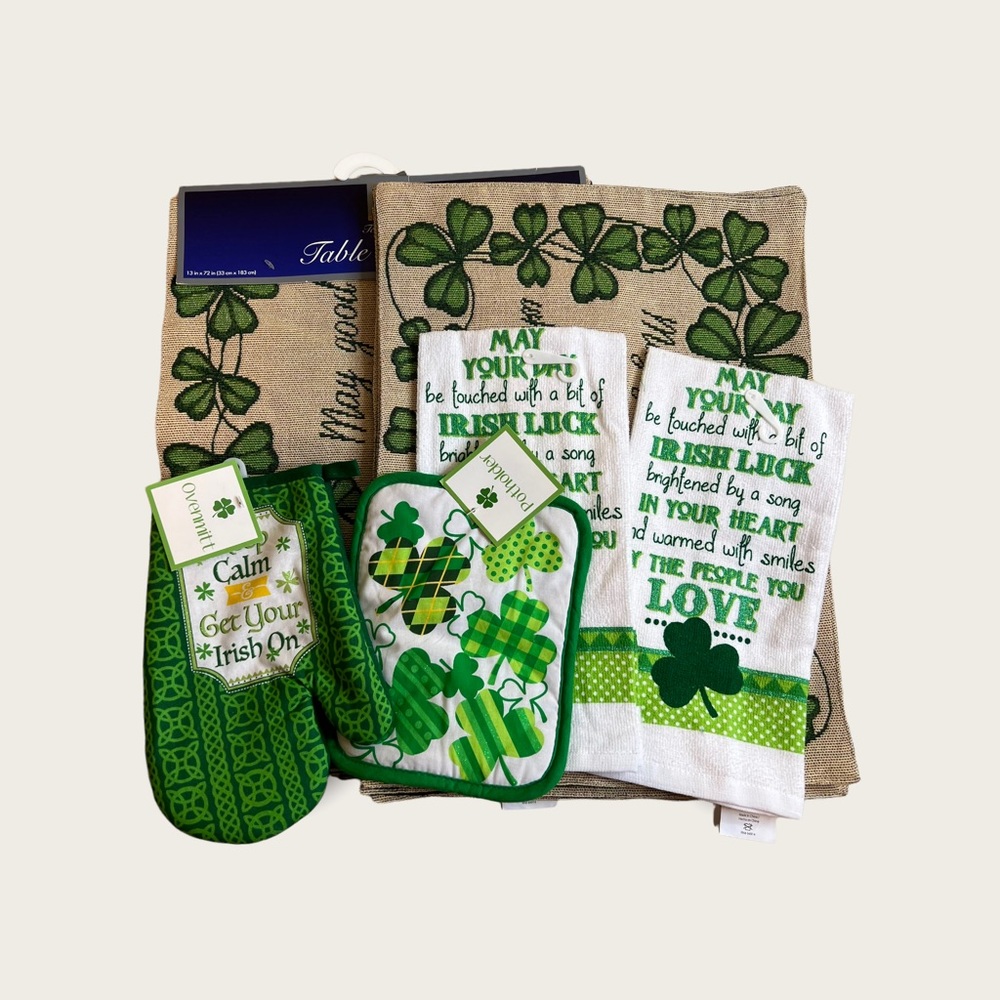 St.Patrick table & kitchen linens bundle